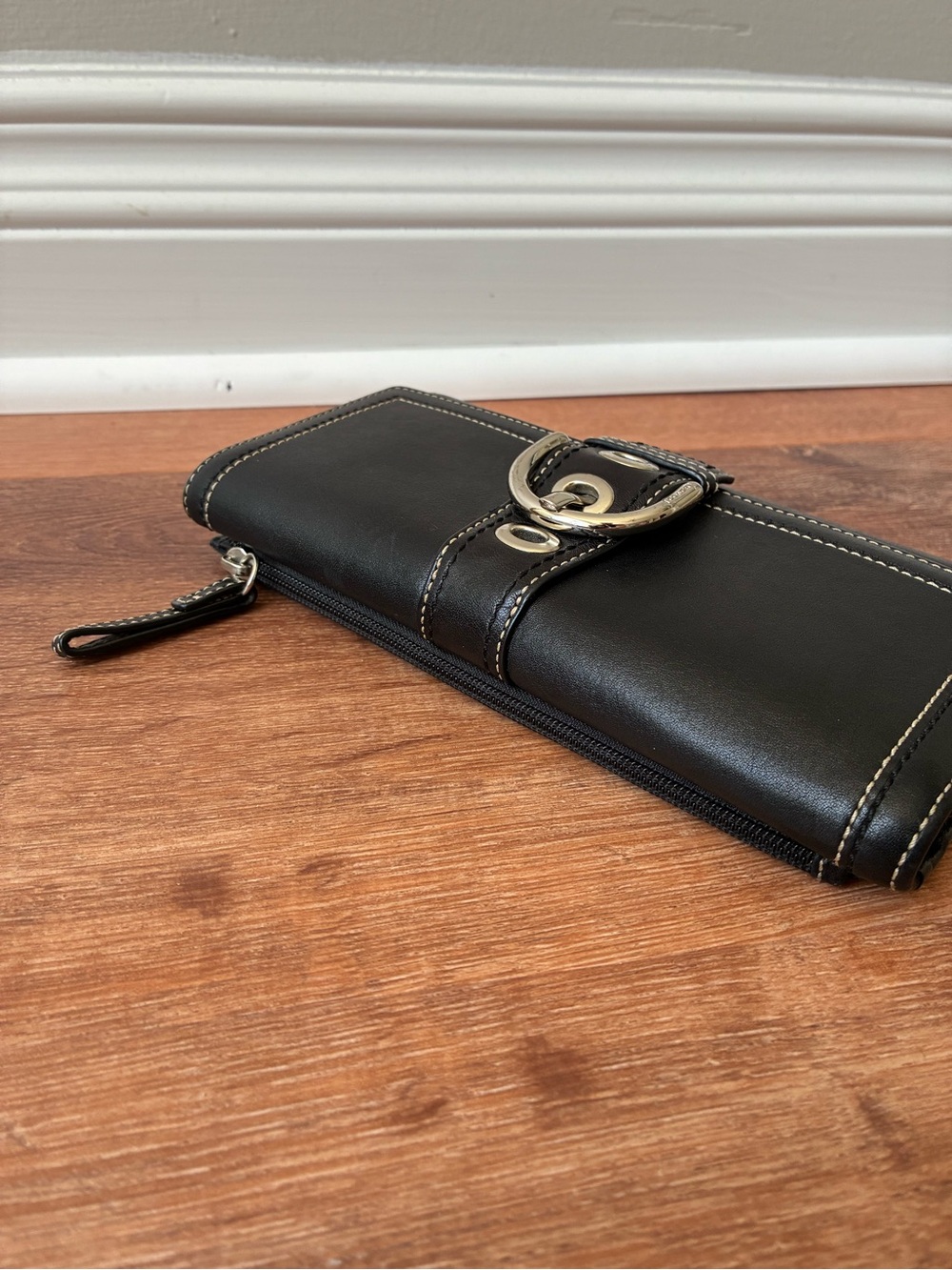 Coach Soho Vintage Buckle Flap Leather Wallet with Checkbook Holder Insert Y2K - Picture 10 of 16